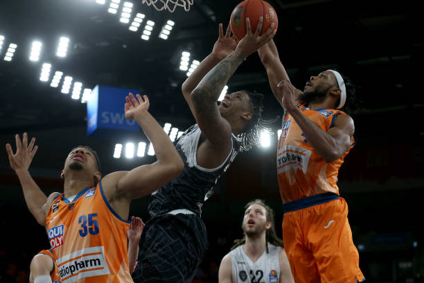 的稳健运营 的稳健运营