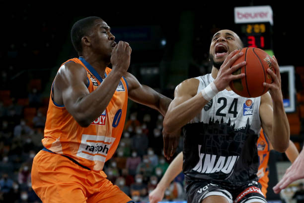 根据国家体 根据国家体